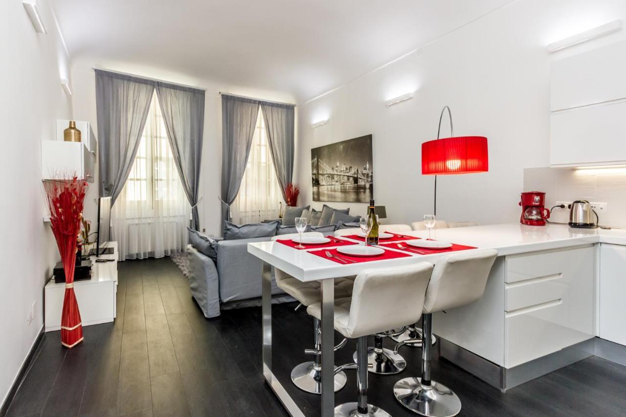 Apartamento Elegant House Via Pia Savona Exterior foto